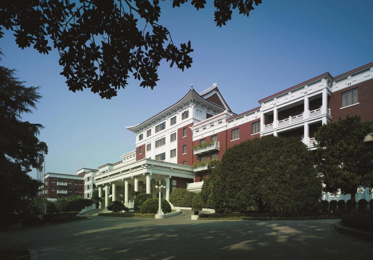 Shangri-La Hangzhou - The Back Garden Of West Lake Exterior photo