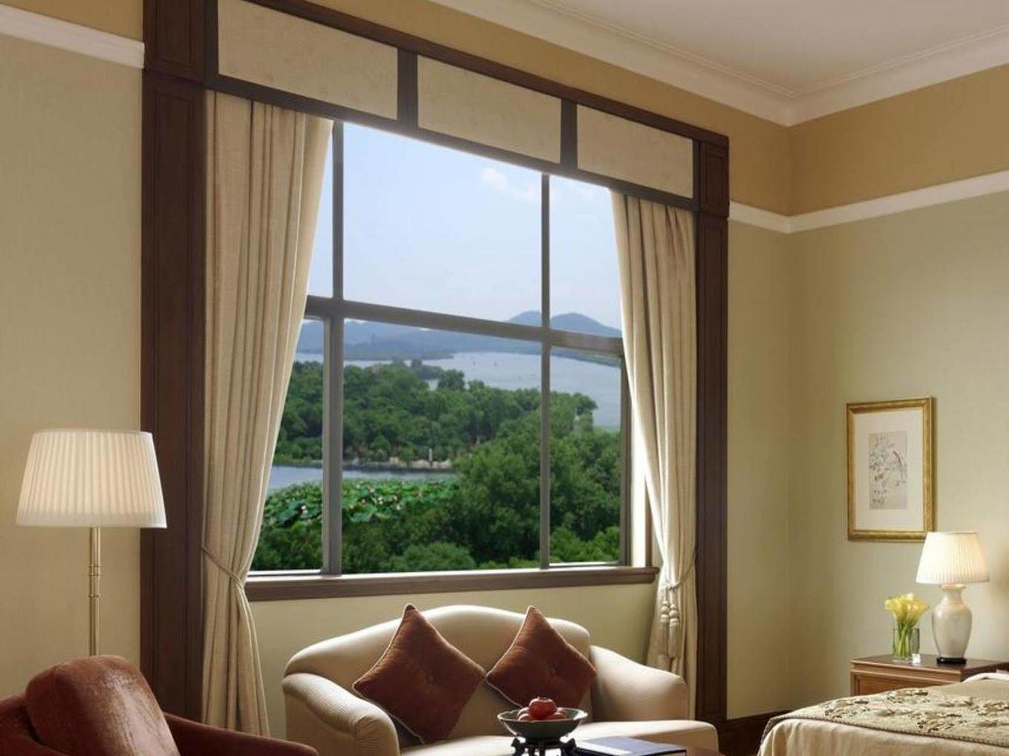 Shangri-La Hangzhou - The Back Garden Of West Lake Exterior photo
